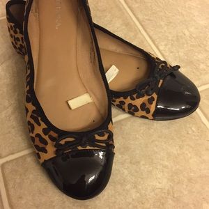 Leopard print flats